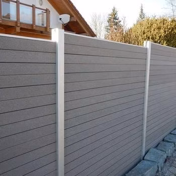 los paneles compuestos plásticos de aluminio de madera de la cerca del jardín de la aislamiento de WPC del 1.8m*1.8m